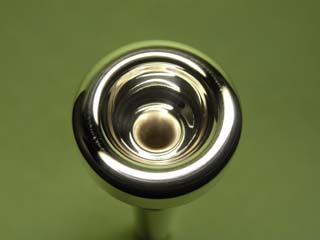 ヤマハ　トランペットマウスピース　15B4NEE 中川モデル　金メッキ ヤマハ 中川モデル 中古トランペットマウスピース 15B4NEE C