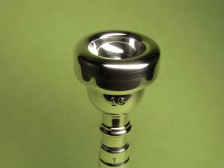 バック・カスタム 中古トランペットマウスピース 1C 7シュミット
