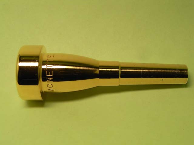 D915b.jpg