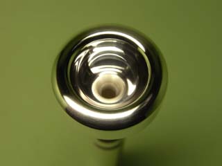 バックカスタム 中古トランペットマウスピース 1-1/2C－26－24