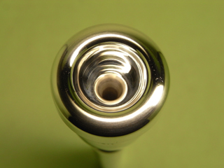 F504c.jpg