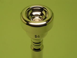 H595d.jpg
